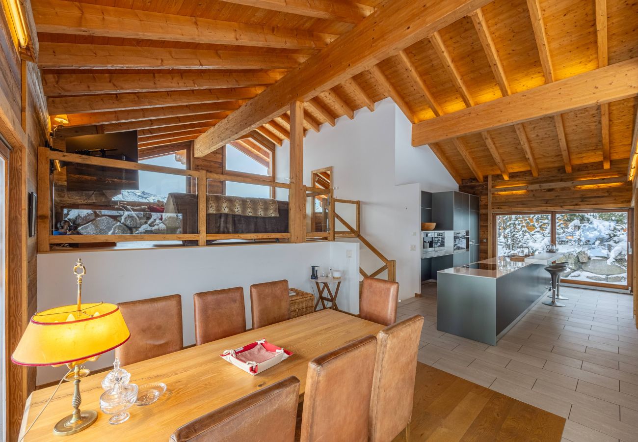 Chalet in Haute-Nendaz - Above the Clouds - spacious chalet with great view