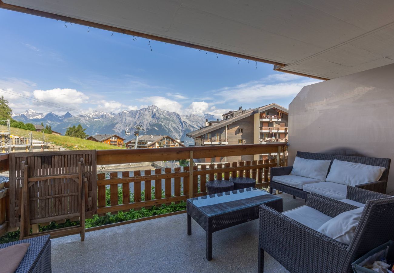 Apartment in Haute-Nendaz - Victoria - real ski-in/ski out, great view